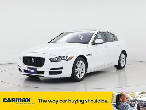 2017 Jaguar XE Premium