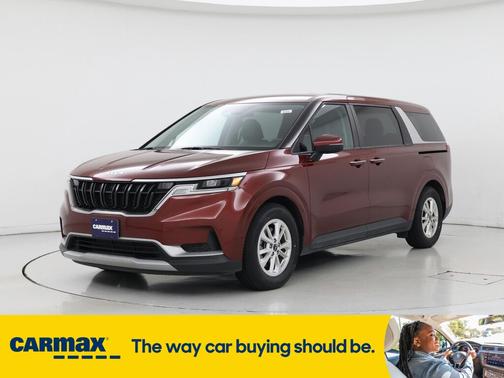 2023 Kia Carnival LX