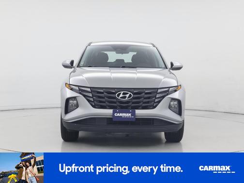 Silver 2024 Hyundai TUCSON SE