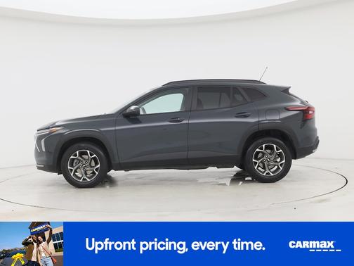 Gray 2025 Chevrolet Trax LT