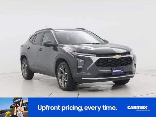 Gray 2025 Chevrolet Trax LT