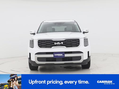 White 2025 Kia Telluride S