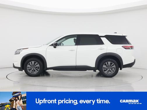 2025 Nissan Pathfinder S