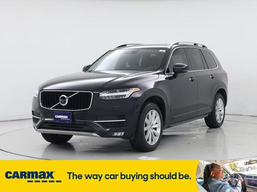 2017 Volvo XC90 T6 Momentum