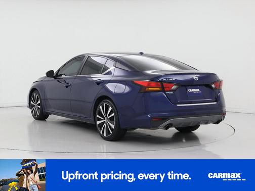 2022 Nissan Altima SR
