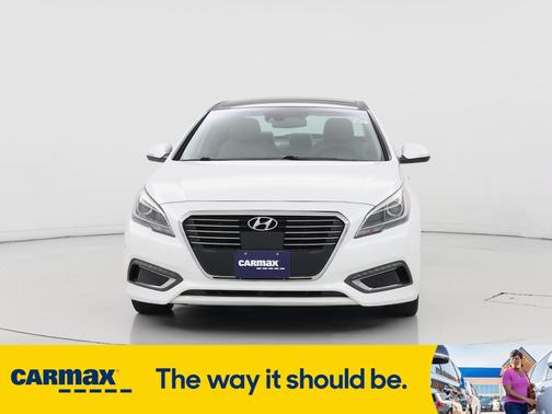 2016 Hyundai SONATA Hybrid Limited