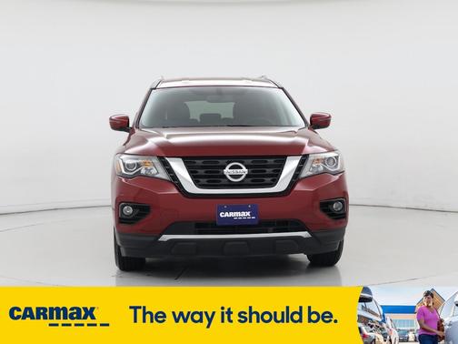 2019 Nissan Pathfinder SV
