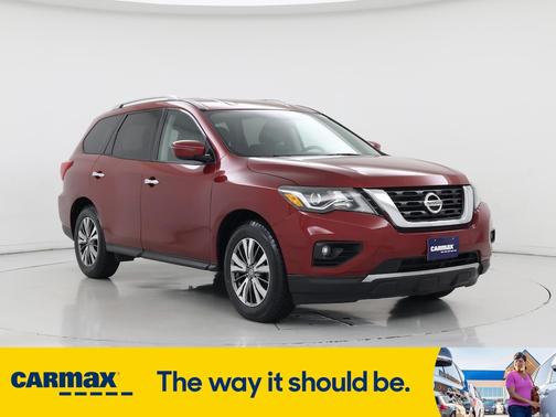 2019 Nissan Pathfinder SV