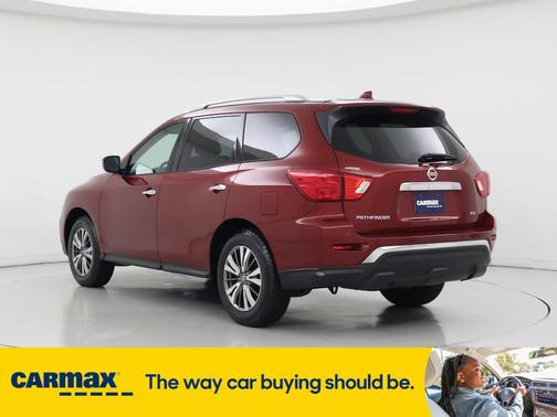 2019 Nissan Pathfinder SV