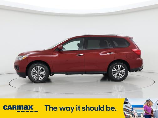 2019 Nissan Pathfinder SV