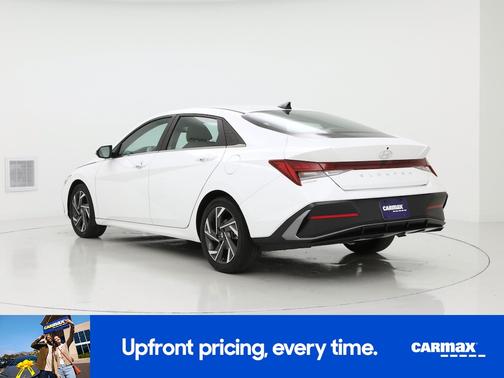 White 2024 Hyundai ELANTRA SEL