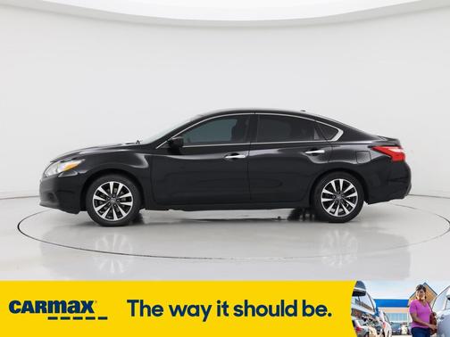 2017 Nissan Altima SV