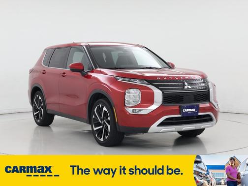 2023 Mitsubishi Outlander SE