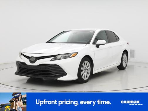 White 2018 Toyota Camry LE