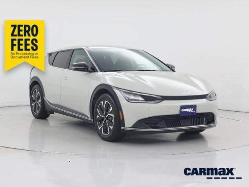 White 2022 Kia EV6 Wind
