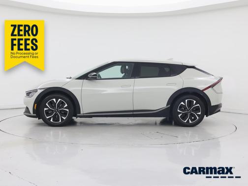 White 2022 Kia EV6 Wind