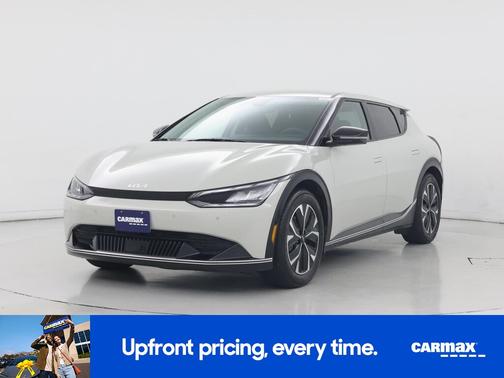 White 2022 Kia EV6 Wind