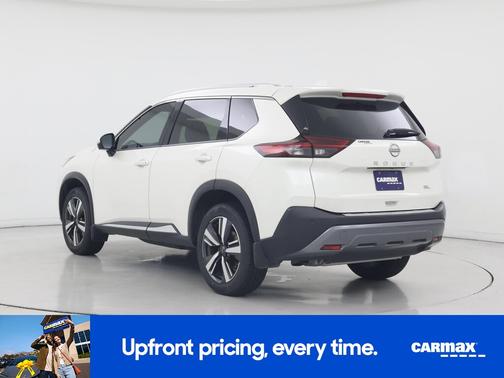 White 2023 Nissan Rogue SL