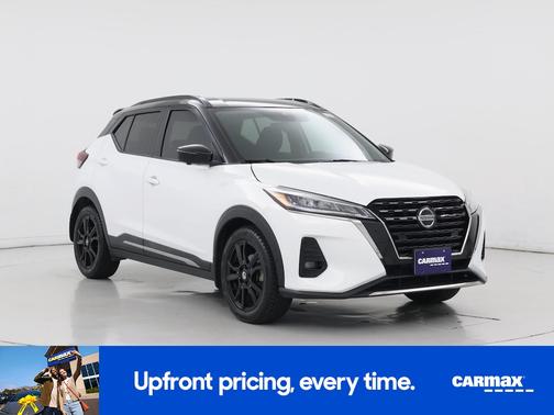 2021 Nissan Kicks SR