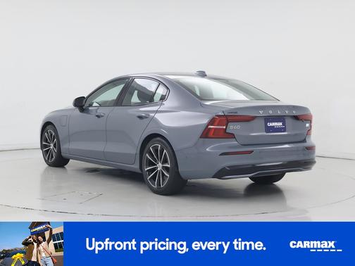Gray 2023 Volvo S60 Recharge Plug-In Hybrid T8 Plus Dark Theme