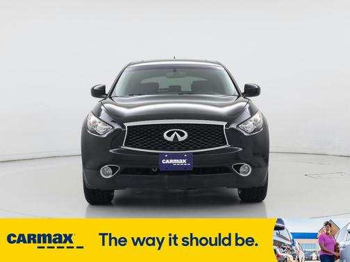 2017 INFINITI QX70