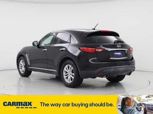 2017 INFINITI QX70