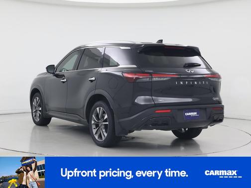 Black 2023 INFINITI QX60 Luxe