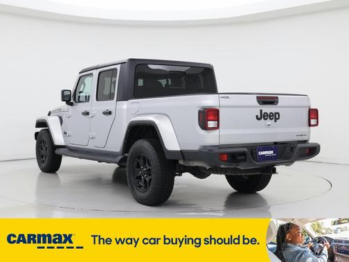 2022 Jeep Gladiator Sport