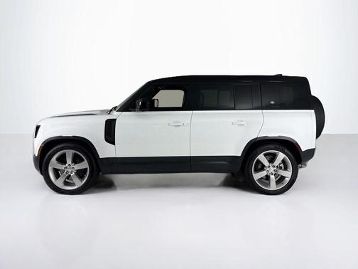 2024 Land Rover Defender P500 SE