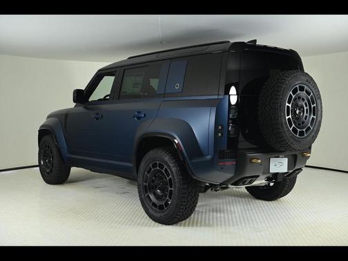 2026 Land Rover Defender