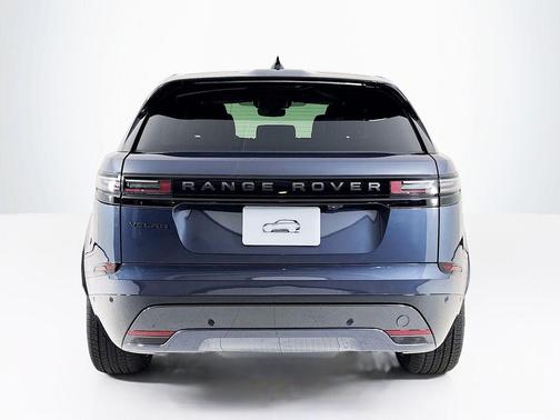2026 Land Rover Range Rover Velar P250 Dynamic SE