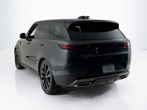 2025 Land Rover Range Rover Sport P360 SE
