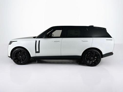 2025 Land Rover Range Rover P400 SE 7 Seat