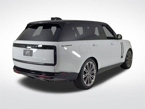 2025 Land Rover Range Rover P530 SE