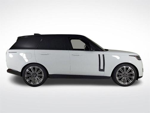 2025 Land Rover Range Rover P530 SE