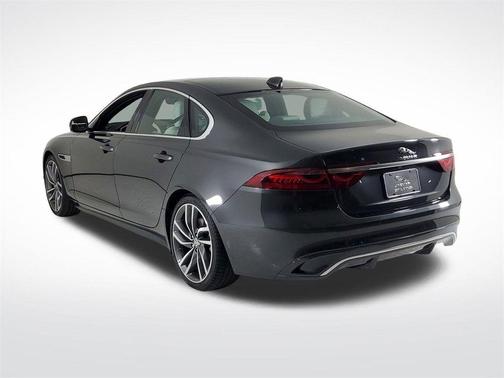 2024 Jaguar XF R-Dynamic SE