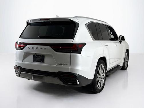 2023 Lexus LX 600 Ultra Luxury