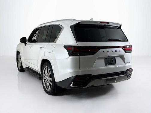 2023 Lexus LX 600 Ultra Luxury