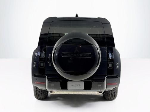 2026 Land Rover Defender P300 S