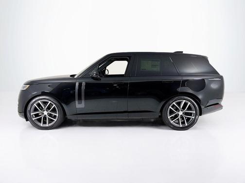 2025 Land Rover Range Rover P550e SE
