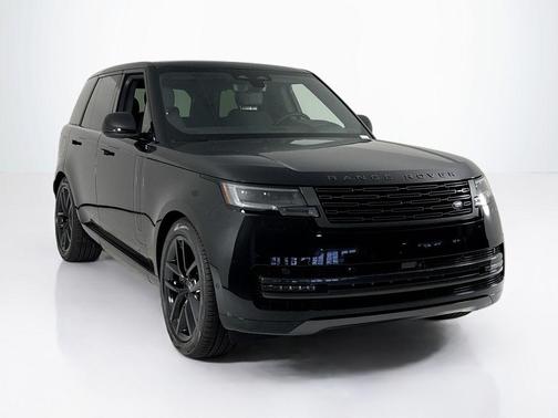 2025 Land Rover Range Rover P550e SE