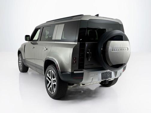 2025 Land Rover Defender P300