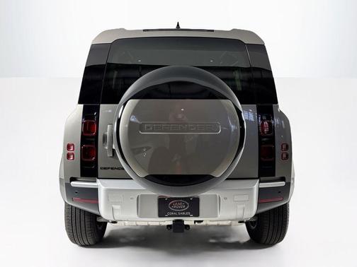 2025 Land Rover Defender P300