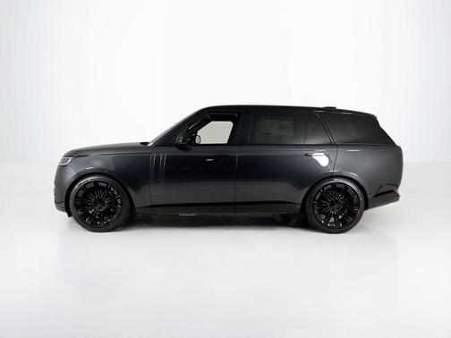 2026 Land Rover Range Rover P530 SE 7 Seat