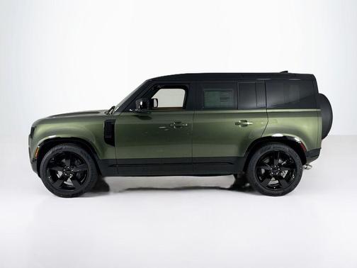 2026 Land Rover Defender 110 X-Dynamic SE