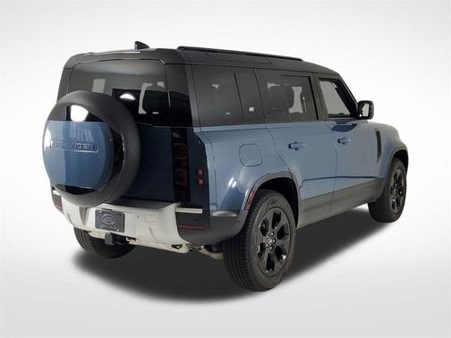 2024 Land Rover Defender P400 S