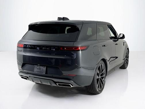 2025 Land Rover Range Rover Sport P360 SE