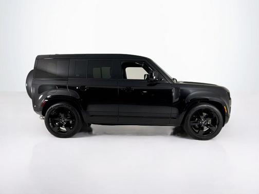 Santorini Black 2025 Land Rover Defender P525 V8