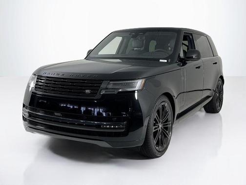 2025 Land Rover Range Rover P400 SE 7 Seat