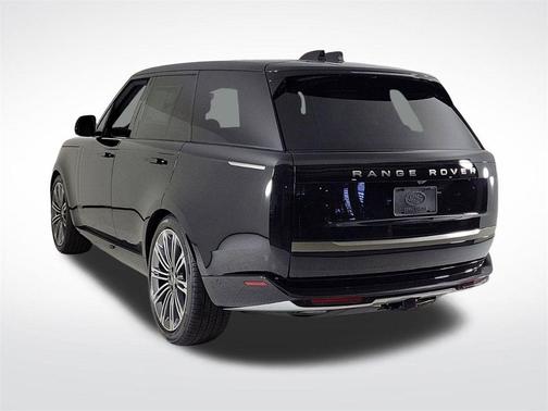 2025 Land Rover Range Rover P400 SE